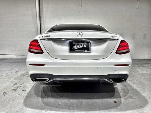 Used 2019 Mercedes-Benz E 300 image 23