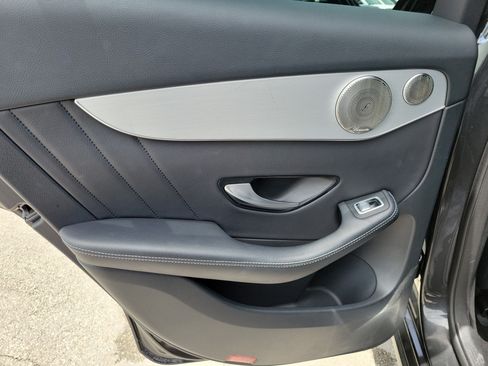Used 2021 Mercedes-Benz GLC 300 image 28