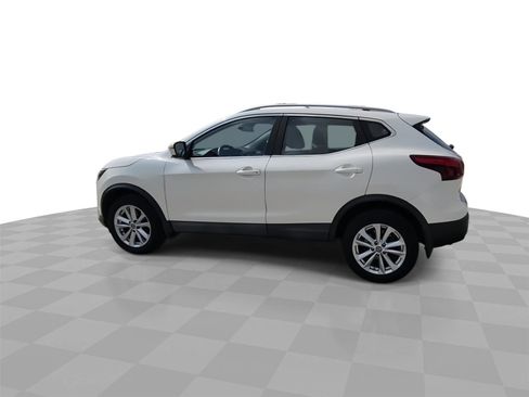 Used 2019 Nissan Rogue Sport SV FWD image 6