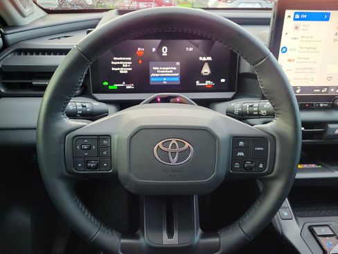 Used 2026 Toyota RAV4 Limited AWD/4WD image 23