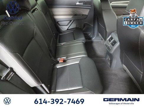 Certified 2023 Volkswagen Atlas Cross Sport SE w/ Panoramic Sunroof Package AWD/4WD image 19