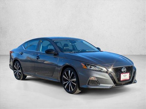 Used 2021 Nissan Altima 2.5 SR image 3