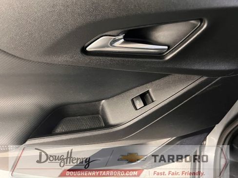 Used 2025 Chevrolet Equinox LT FWD image 30