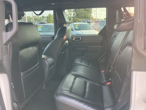 Used 2022 Ford Bronco 4-Door w/ Sasquatch Package AWD/4WD image 14