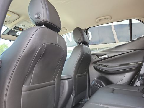 Used 2025 Buick Encore GX Sport Touring FWD image 14