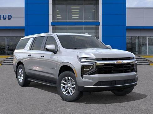 New 2026 Chevrolet Suburban LS AWD/4WD image 7