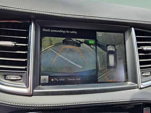 Used 2020 INFINITI QX50 Essential w/ Edition 30 Package FWD image 19