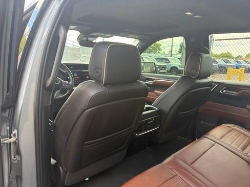 Used 2023 GMC Sierra 1500 Denali Ultimate AWD/4WD image 10