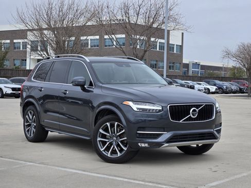Used 2017 Volvo XC90 T6 Momentum w/ Vision Package image 1