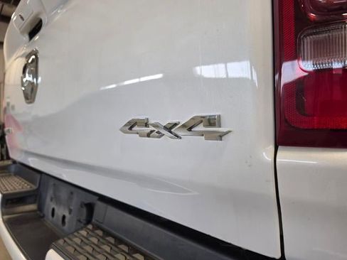 Used 2019 RAM 1500 Laramie AWD/4WD image 15