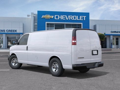 New 2026 Chevrolet Express 2500 w/ Driver Convenience Package RWD image 5