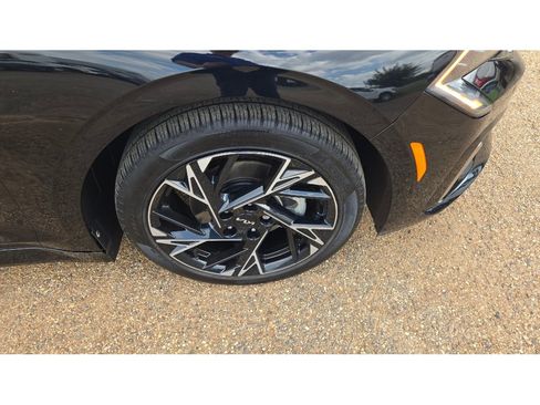 Used 2025 Kia K5 GT-Line w/ GT-Line Premium Package FWD image 12