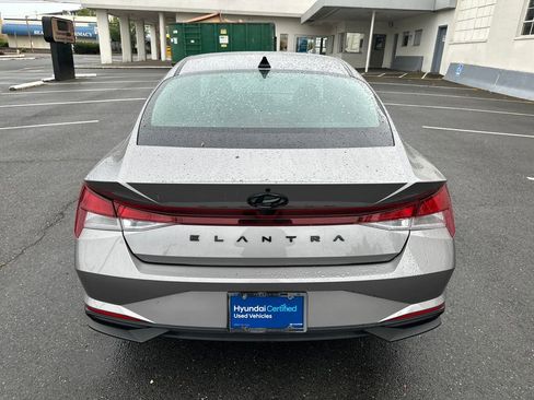 Certified 2023 Hyundai Elantra SEL FWD image 5
