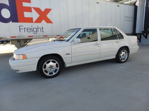 Used 1997 Volvo 960 Sedan image 5