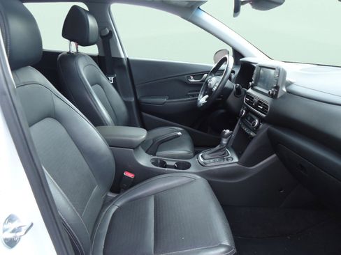 Used 2020 Hyundai Kona Limited image 26