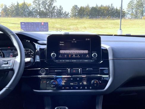 Used 2024 Nissan Pathfinder Rock Creek image 13