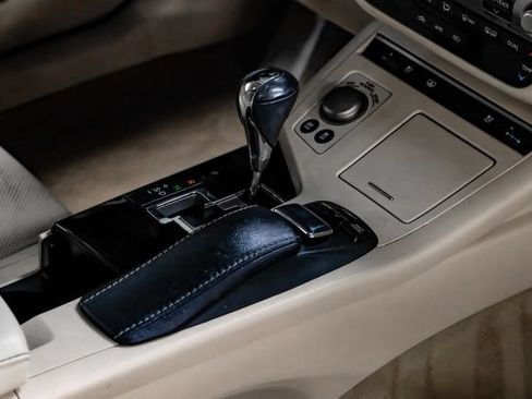 Used 2014 Lexus ES 300h w/ Luxury Package w/Bamboo Trim FWD image 20