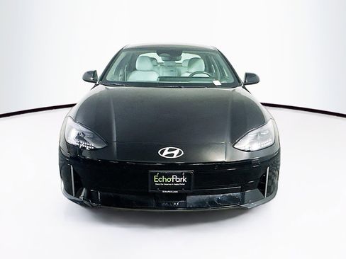 Used 2024 Hyundai Ioniq 6 SEL RWD image 2