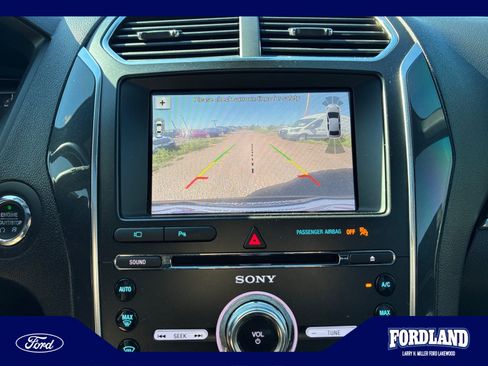 Used 2018 Ford Explorer Sport w/ Equipment Group 401A AWD/4WD image 28