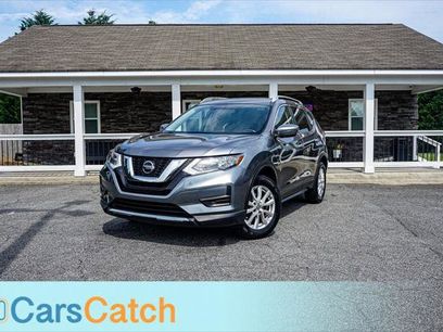 Used 2018 Nissan Rogue SV