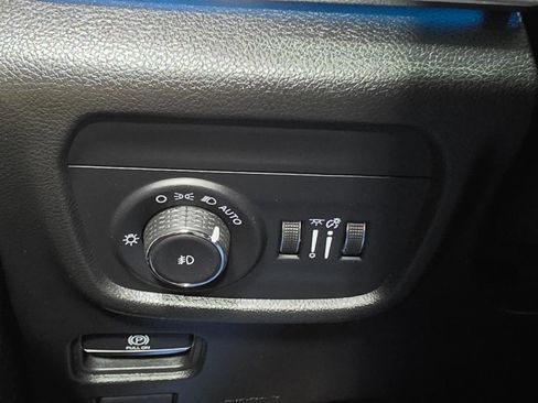 Used 2023 Jeep Grand Cherokee L Summit w/ High Altitude Package AWD/4WD image 41