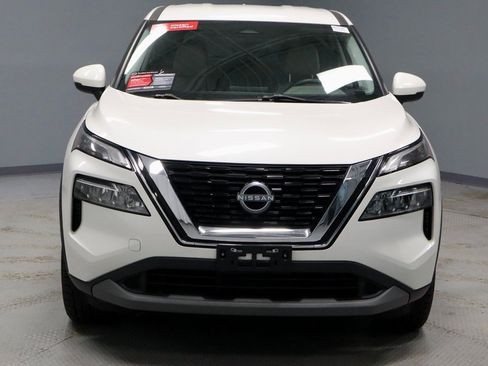 Certified 2022 Nissan Rogue SV image 6