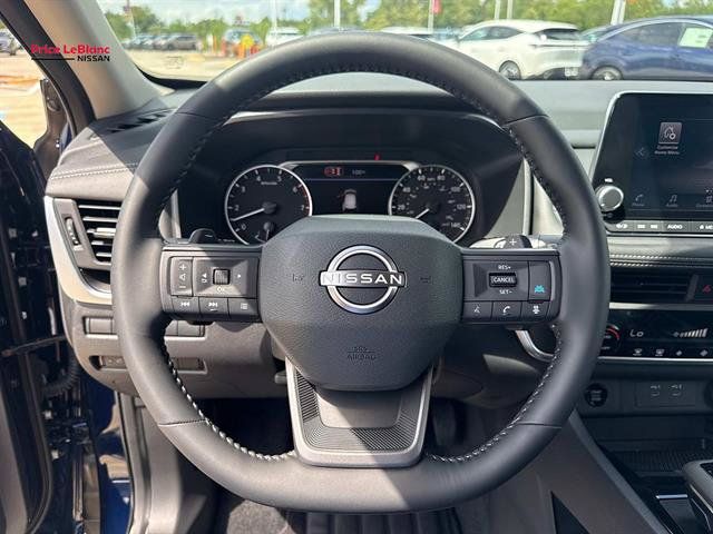 Certified 2026 Nissan Rogue SV FWD image 20