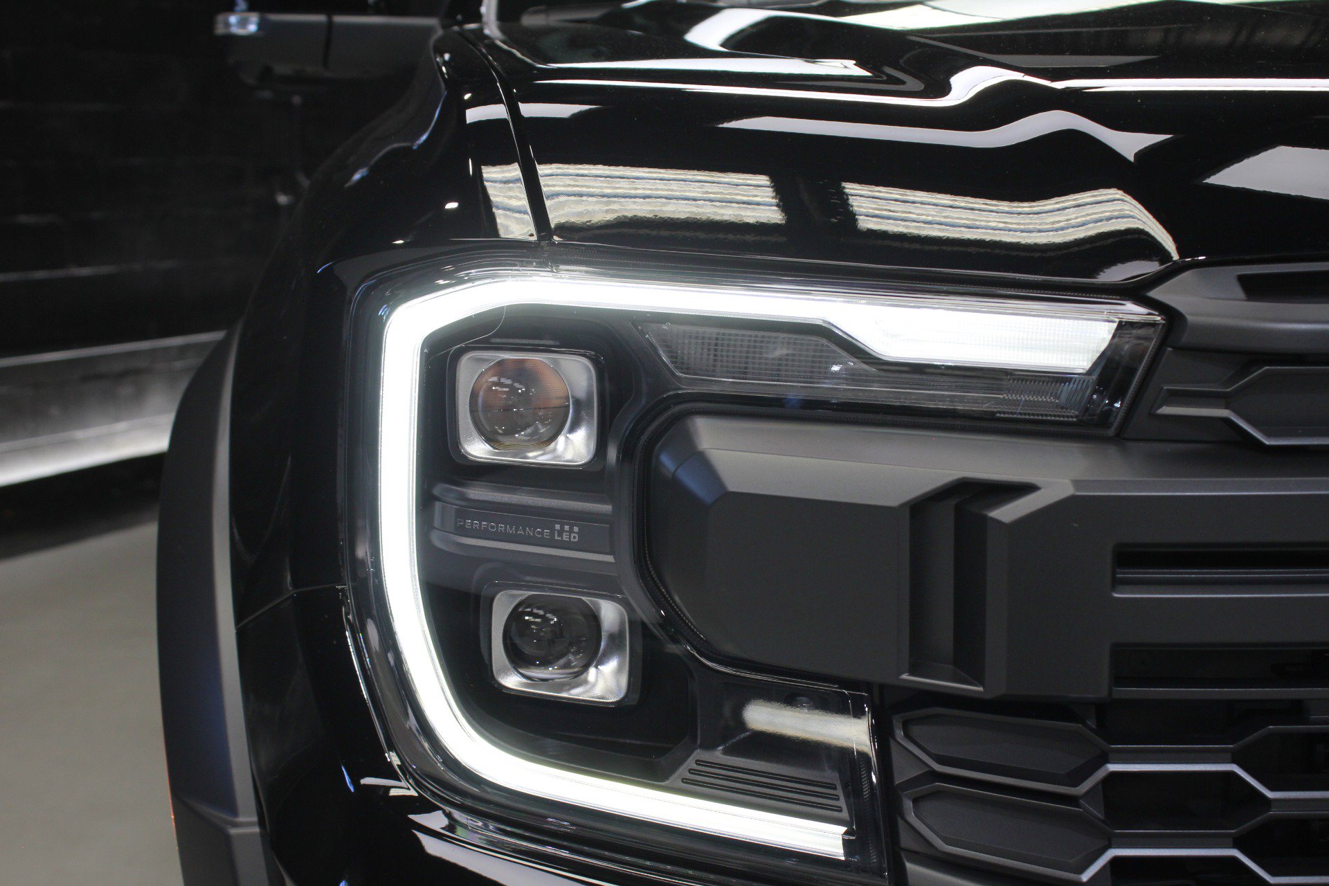 Used 2025 Ford Ranger Raptor AWD/4WD image 4