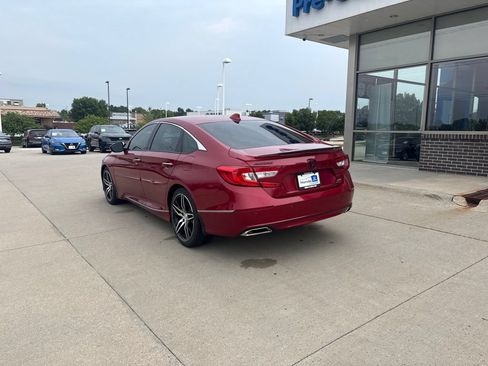 Certified 2022 Honda Accord Touring image 7