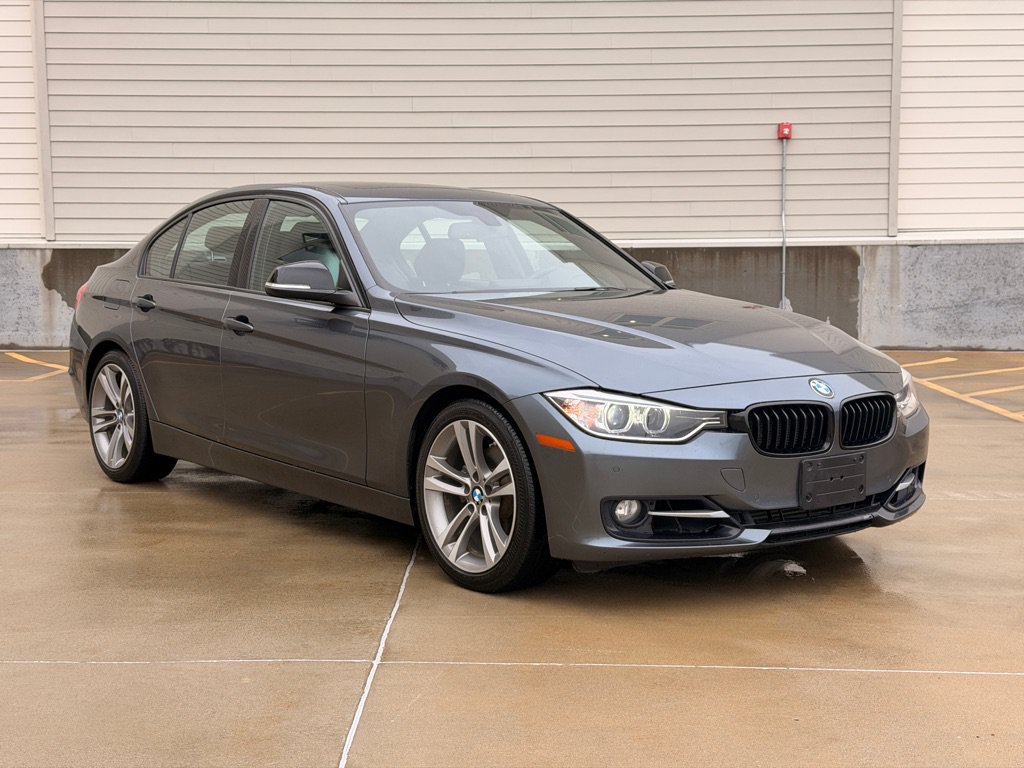 Used 2015 BMW 328i Sedan RWD image 1