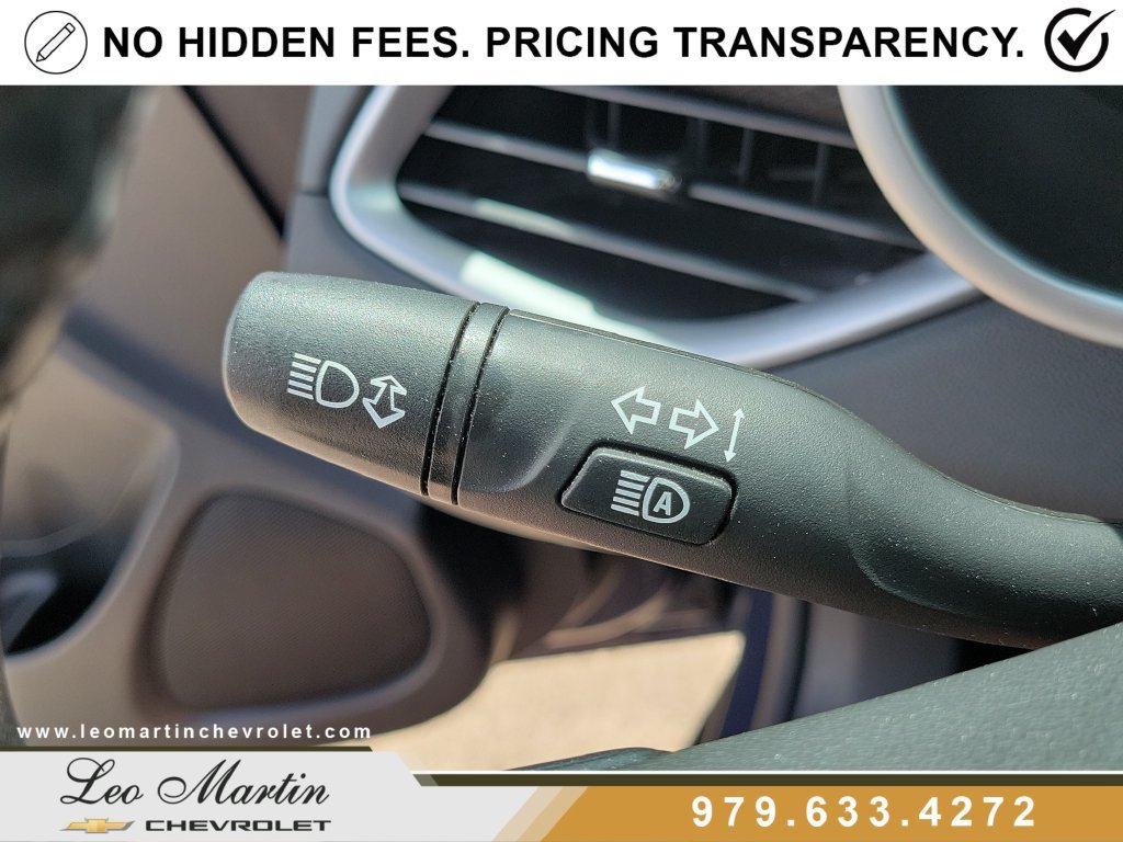 Used 2025 Chevrolet Malibu RS FWD image 26