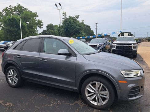 Used 2017 Audi Q3 2.0T Premium FWD image 2