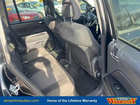 Used 2012 Jeep Compass Latitude w/ Altitude Pkg image 27