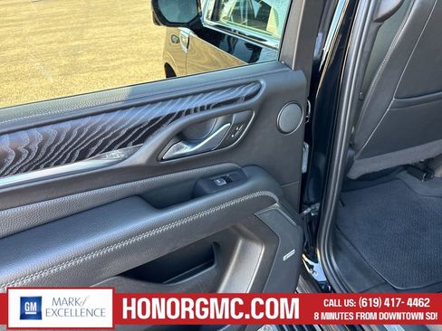 Used 2023 GMC Yukon Denali AWD/4WD image 21