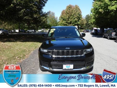 Used 2021 Jeep Grand Cherokee L Laredo w/ Luxury Tech Group I image 9
