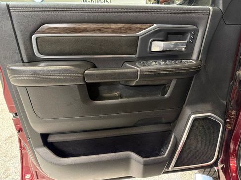 Used 2020 RAM 3500 Laramie image 22