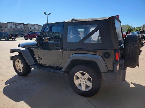 Used 2017 Jeep Wrangler Sport w/ Quick Order Package 24S AWD/4WD image 7