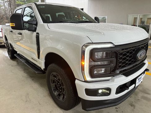 New 2026 Ford F250 XL w/ STX Appearance Package AWD/4WD image 9