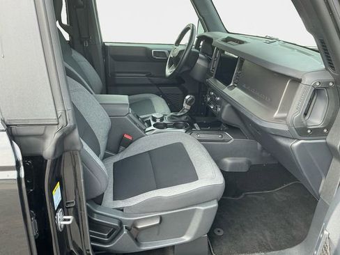 Used 2025 Ford Bronco Big Bend image 18