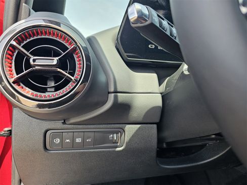 New 2025 Chevrolet Equinox EV RS image 19