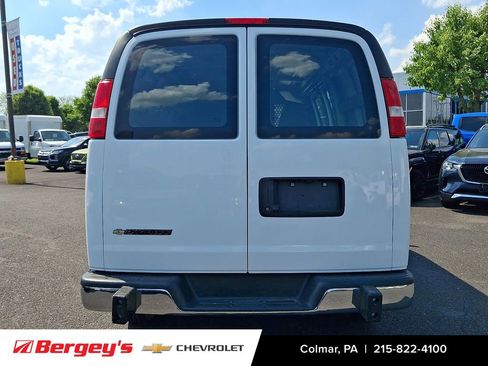 Certified 2023 Chevrolet Express 2500 w/ Driver Convenience Package RWD image 6
