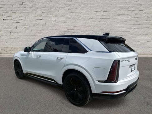 New 2025 Cadillac Escalade IQ Luxury 1 image 10