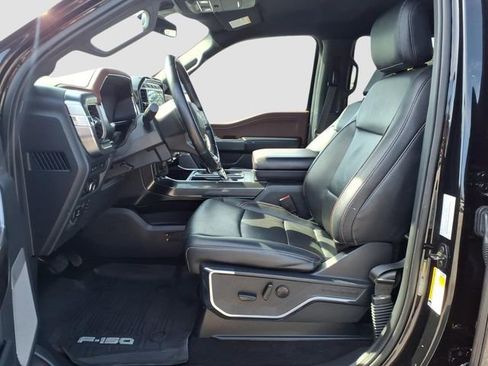 Used 2022 Ford F150 Lariat w/ Max Trailer Tow Package image 10