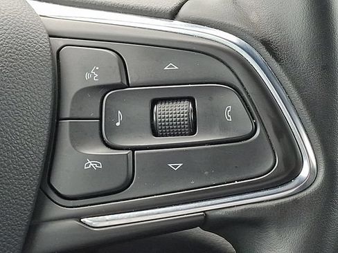 Used 2024 Buick Envista Sport Touring w/ Convenience I Package FWD image 23