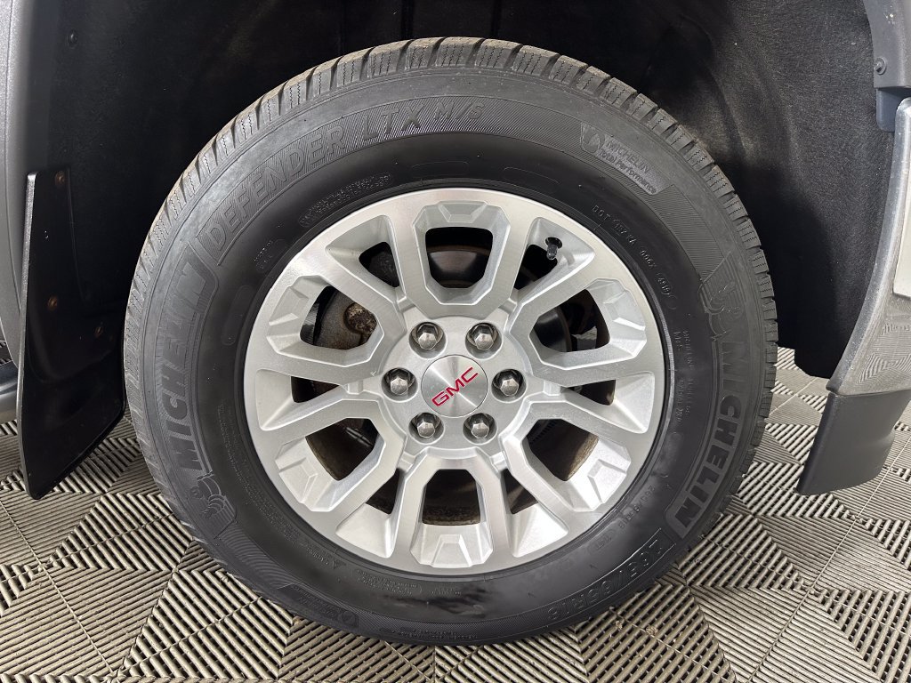 Used 2017 GMC Sierra 1500 SLE w/ SLE Value Package AWD/4WD image 28