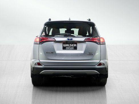 Used 2018 Toyota RAV4 XLE w/ Convenience Package image 4