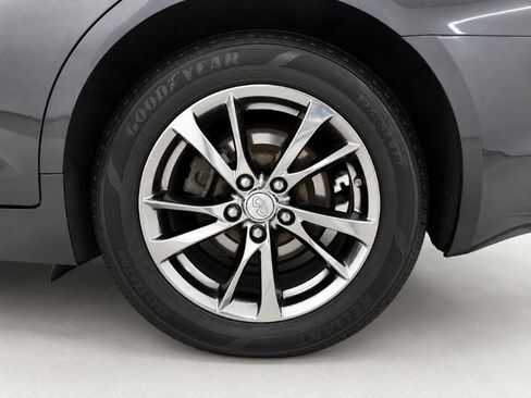 Used 2017 INFINITI Q50 Signature Edition w/ All Weather Package (L93) AWD/4WD image 27