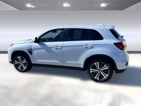 Used 2022 Mitsubishi Outlander Sport FWD image 2