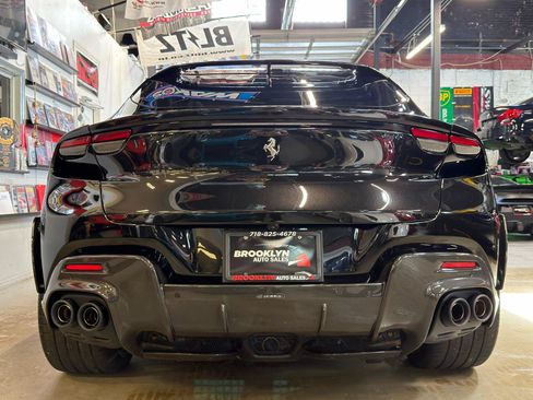 Used 2023 Ferrari Purosangue AWD/4WD image 8