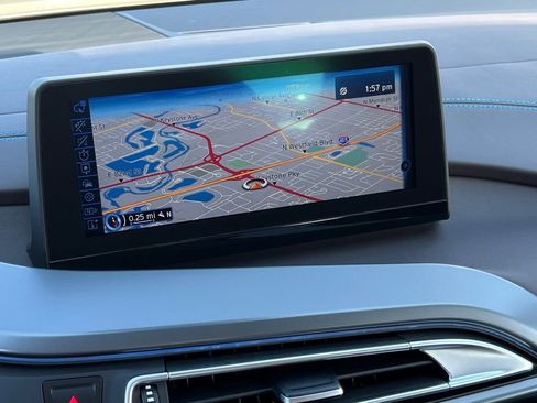 Used 2014 BMW i8 image 23